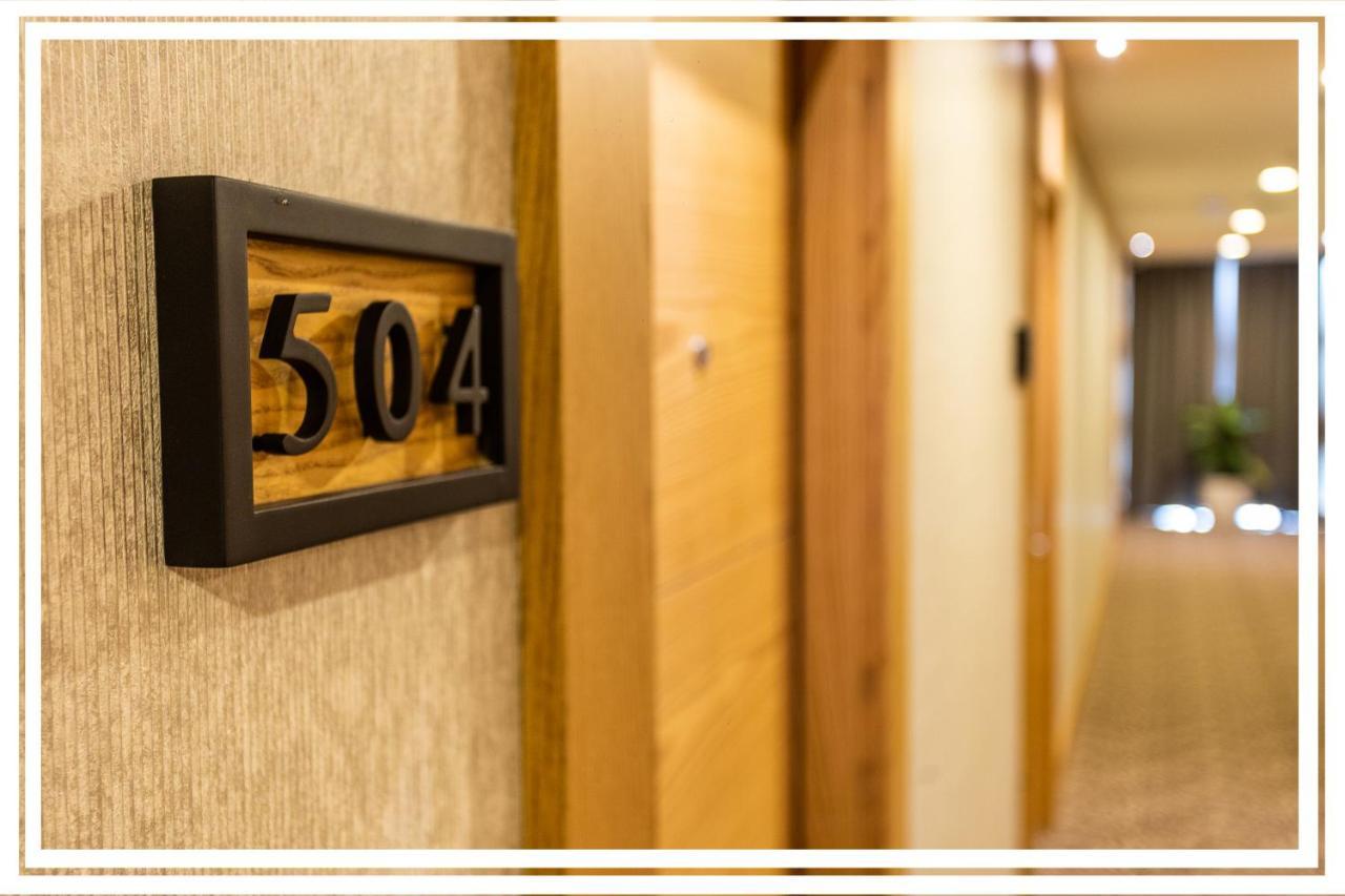 Premium Hotel غانيا المظهر الخارجي الصورة