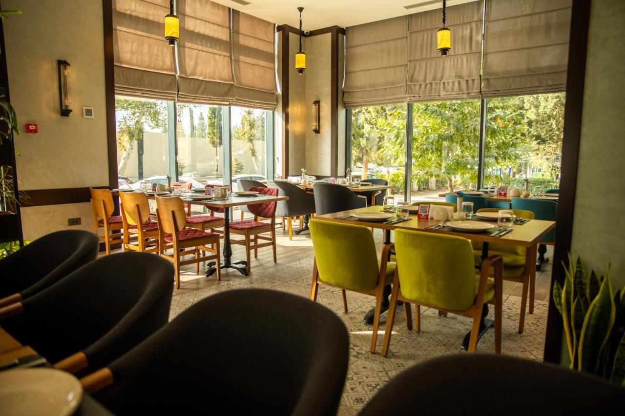 Premium Hotel غانيا المظهر الخارجي الصورة